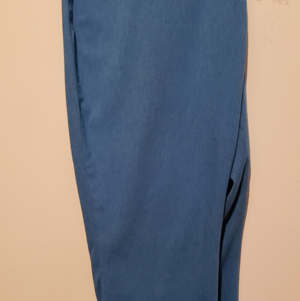 2 pocket stretch capris